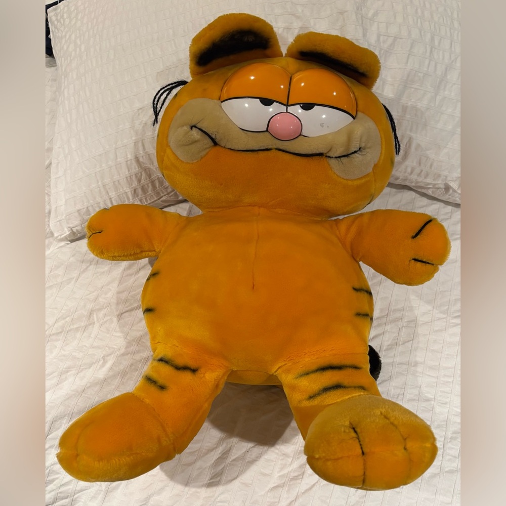 Vintage 1981 Large GARFIELD Plush 20" Made in Korea Plushie In VGUC 1980’s